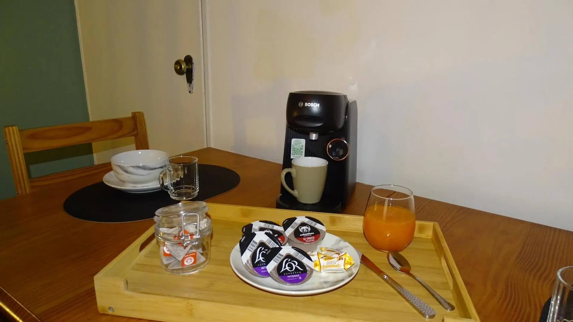 Le Letizia-Wifi-Netflix-Balcon-Friche Belle De Mai Urban Nestconciergerie Apartment Marseille