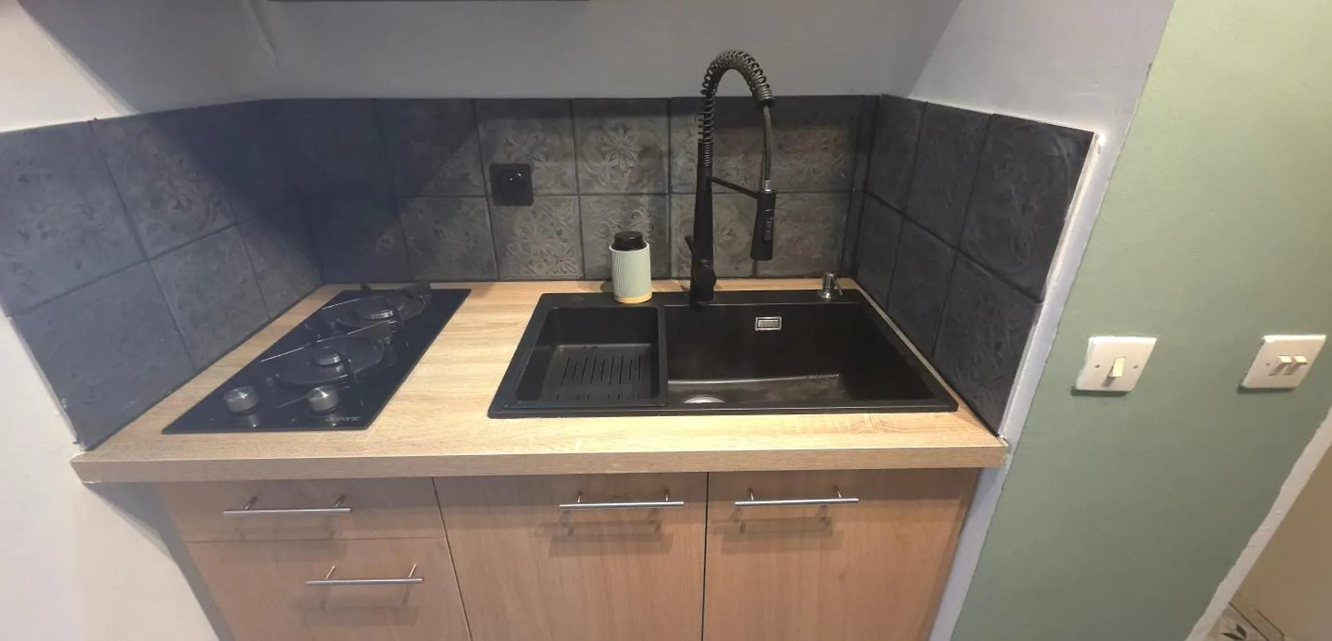 Apartmán Le Letizia-Wifi-Netflix-Balcon-Friche Belle De Mai Urban Nestconciergerie Marseille 0*,  Francie