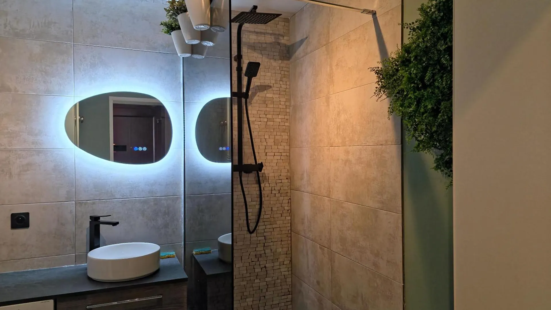 Apartmán Le Letizia-Wifi-Netflix-Balcon-Friche Belle De Mai Urban Nestconciergerie Marseille